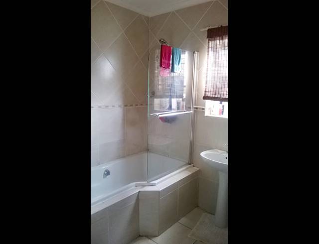 2 BEDROOM TOWNHOUSE RENTED IN WALMER HEIGHTS